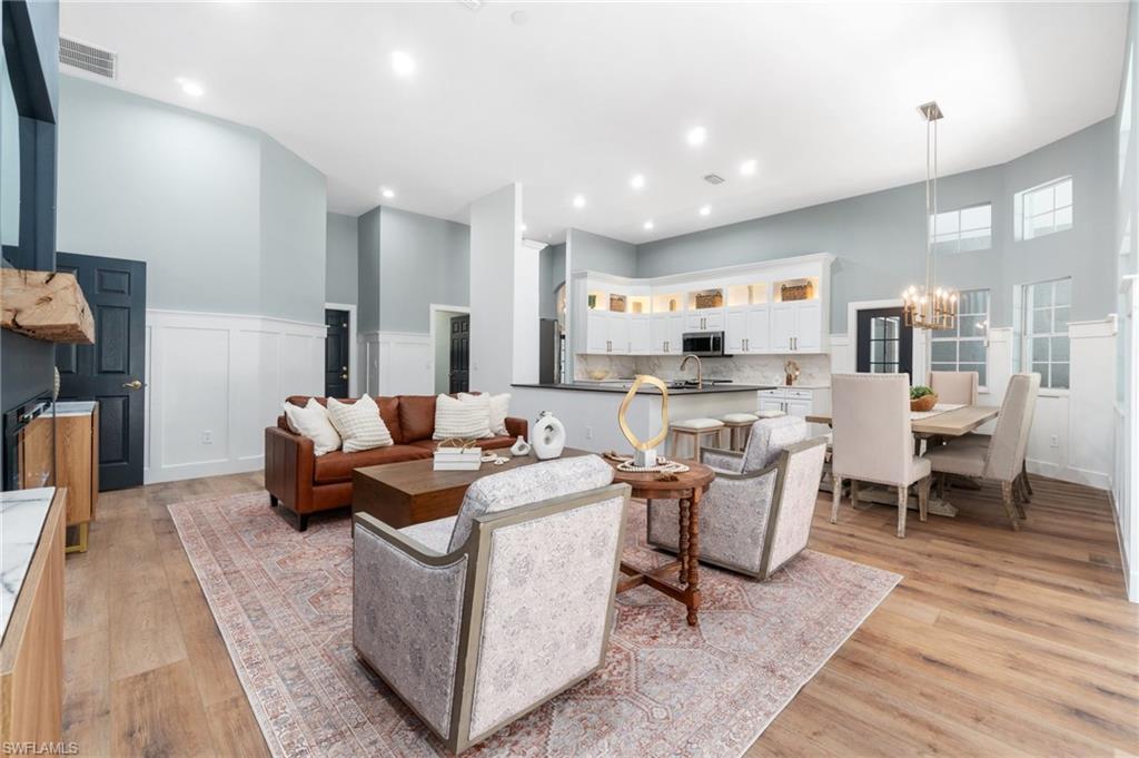 WILSHIRE LAKES - Residential