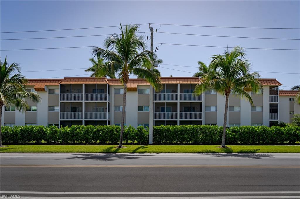 ELEVEN HUNDRED CLUB - Residential