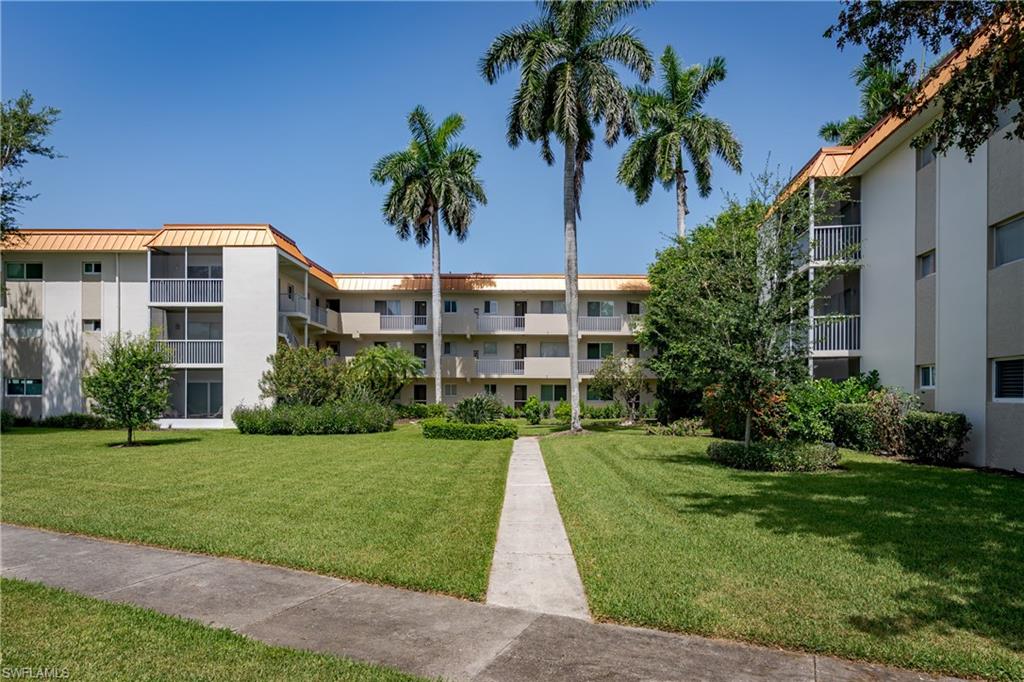 ELEVEN HUNDRED CLUB - Residential