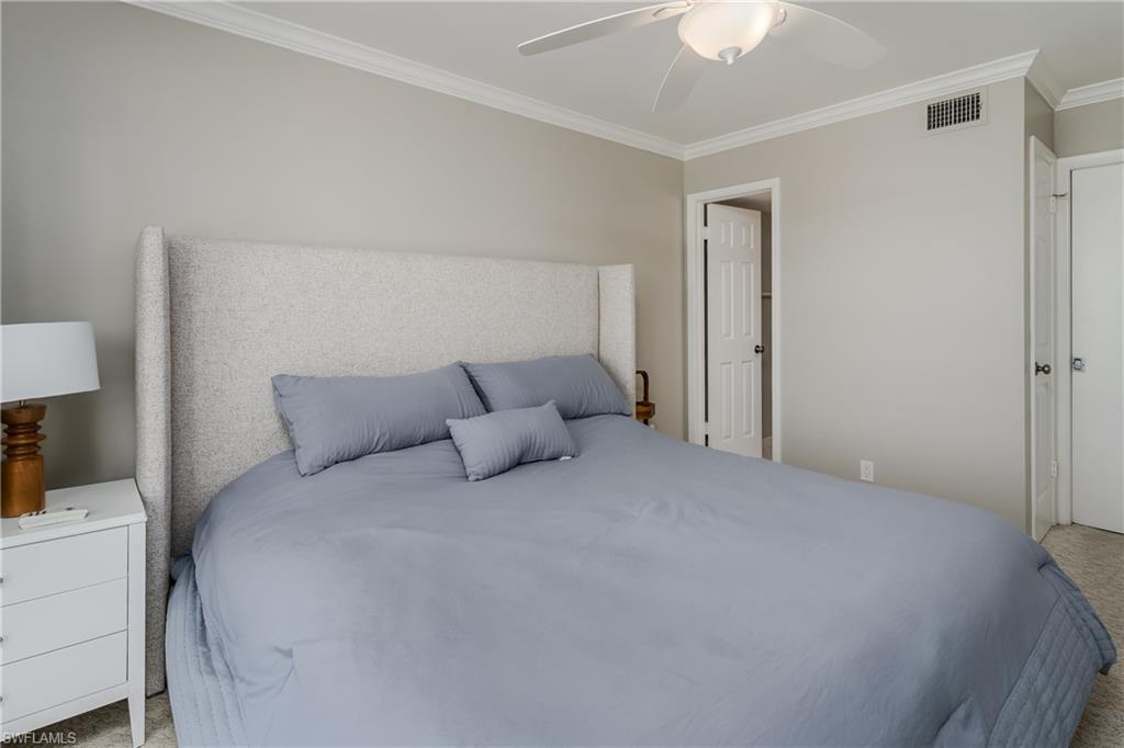 ELEVEN HUNDRED CLUB - Residential