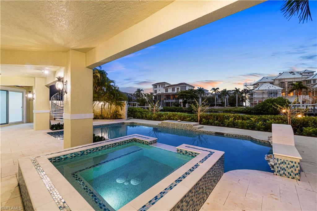 BAYFRONT GARDENS - Residential