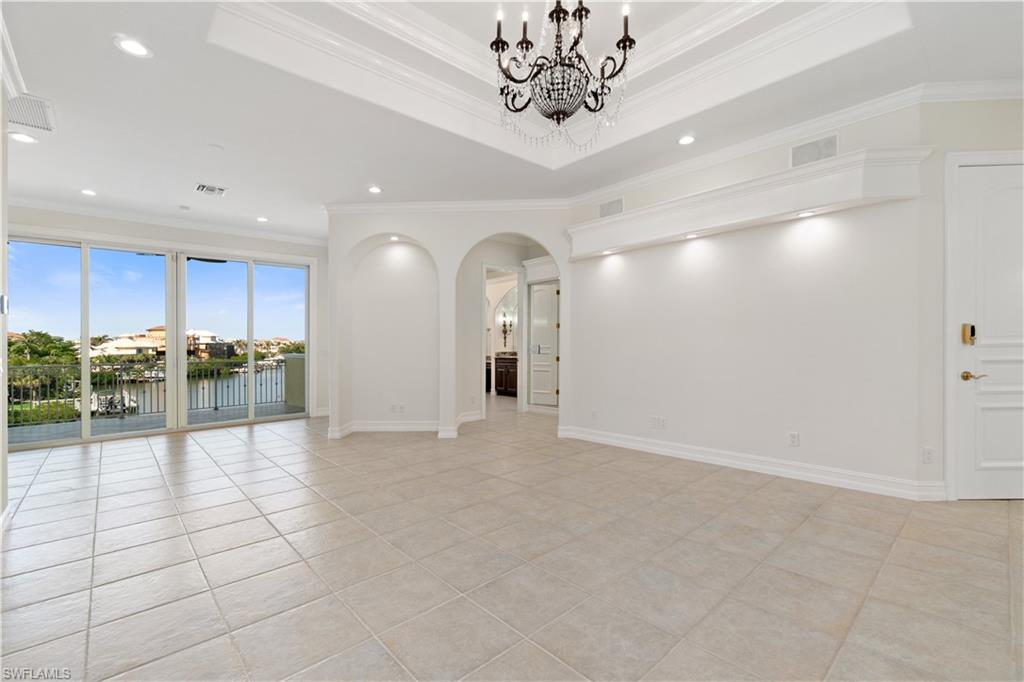 BAYFRONT GARDENS - Residential