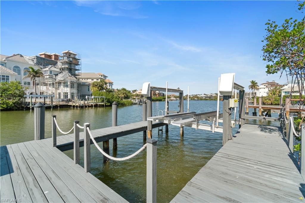 BAYFRONT GARDENS - Residential