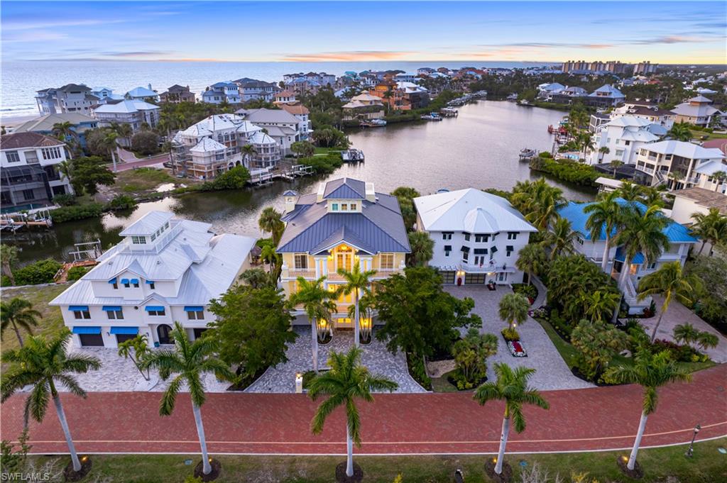 BAYFRONT GARDENS - Residential