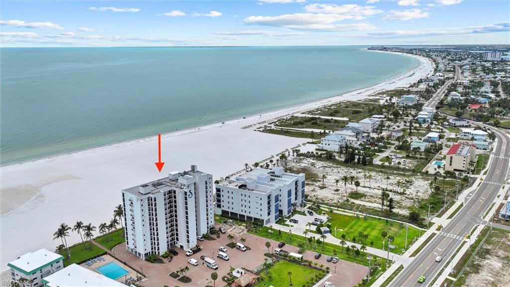 SUNSET CONDO - Residential