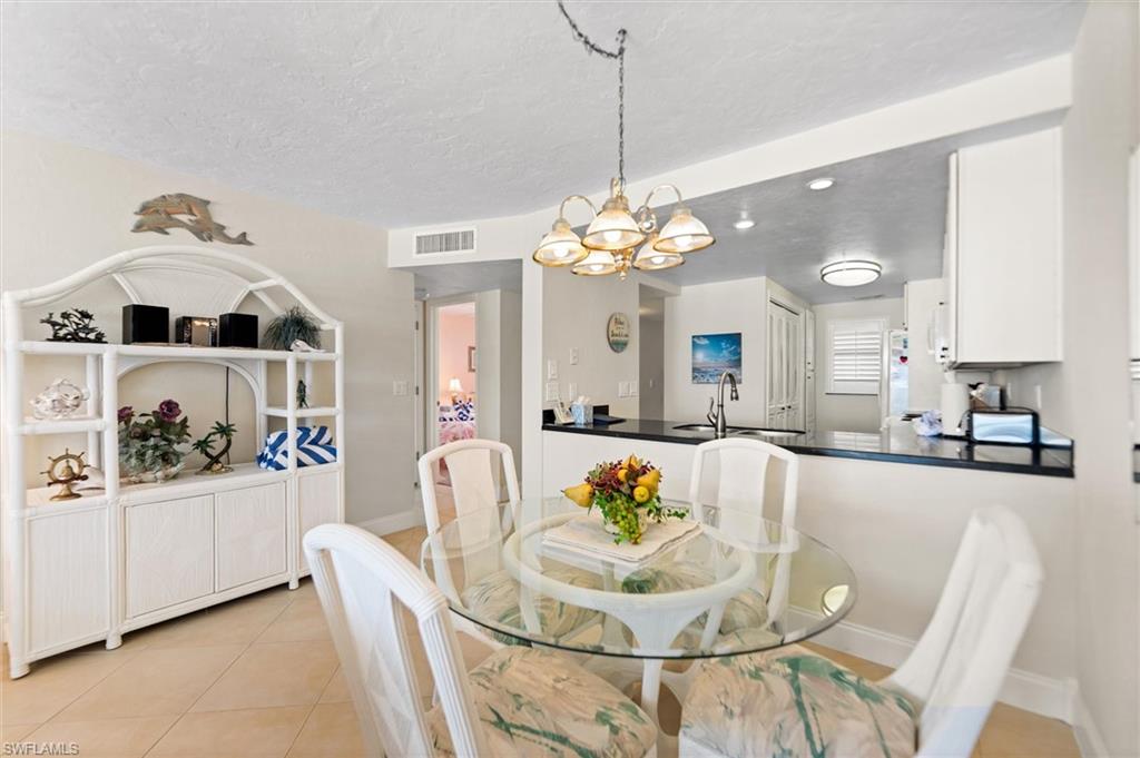 SUNSET CONDO - Residential