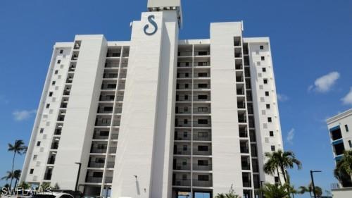 SUNSET CONDO - Residential