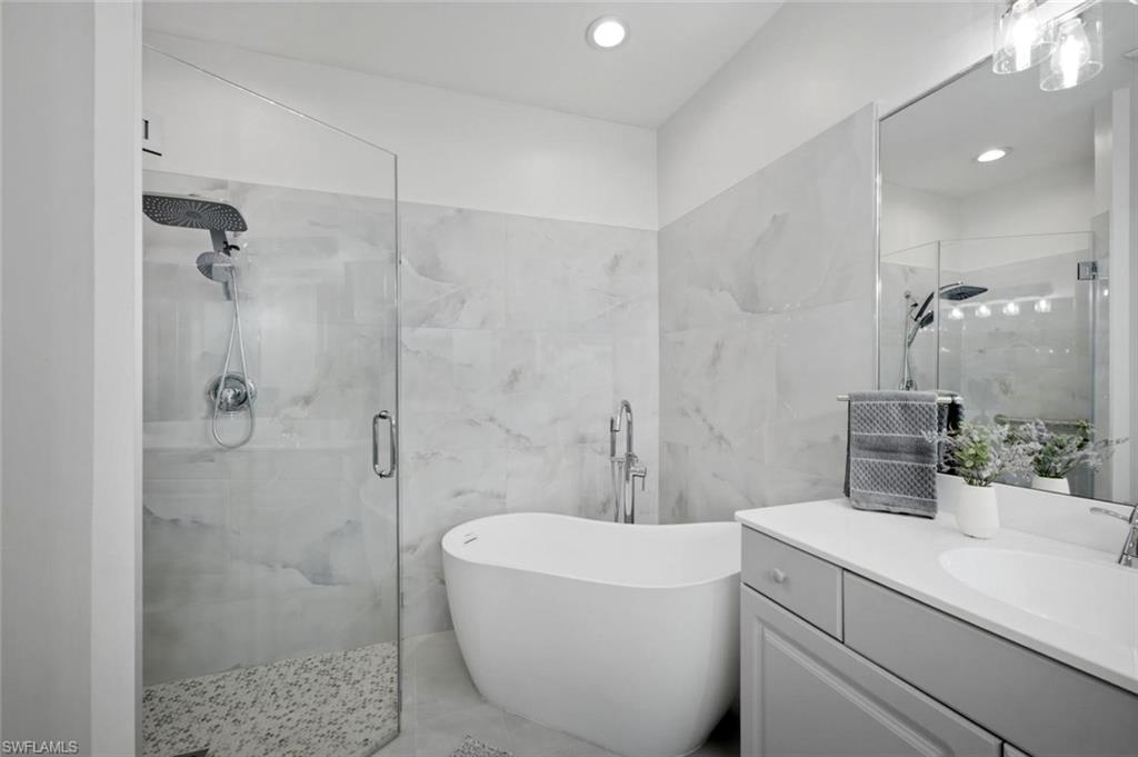 WILSHIRE PINES - Residential