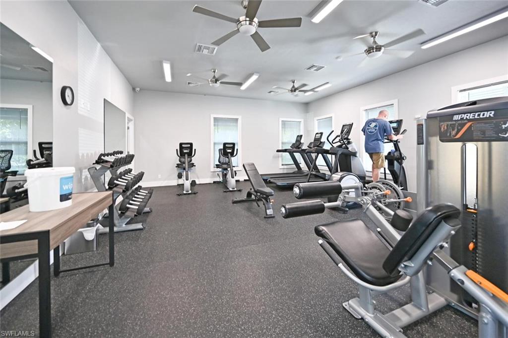 WILSHIRE PINES - Residential