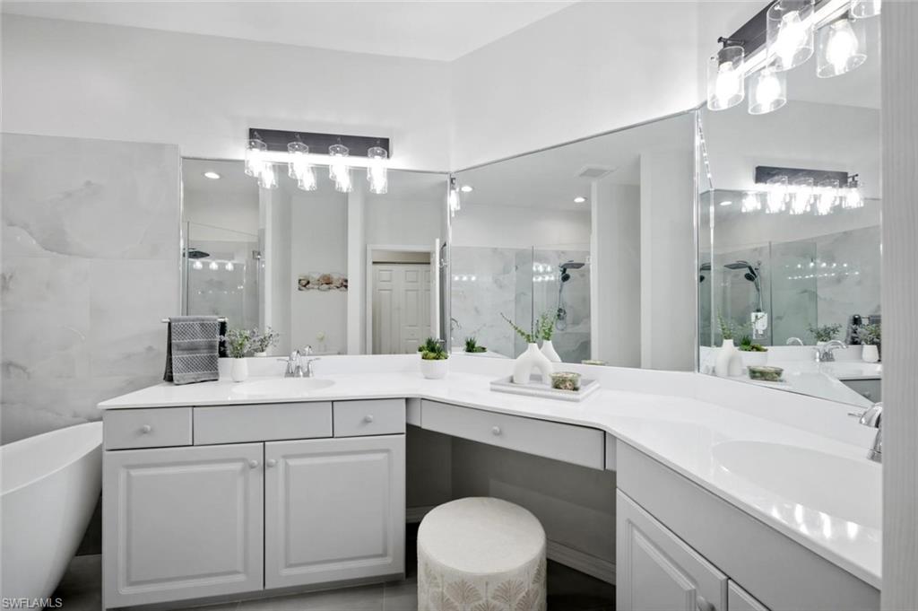 WILSHIRE PINES - Residential