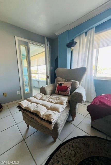 NEWPORT MANORS CONDO - Residential