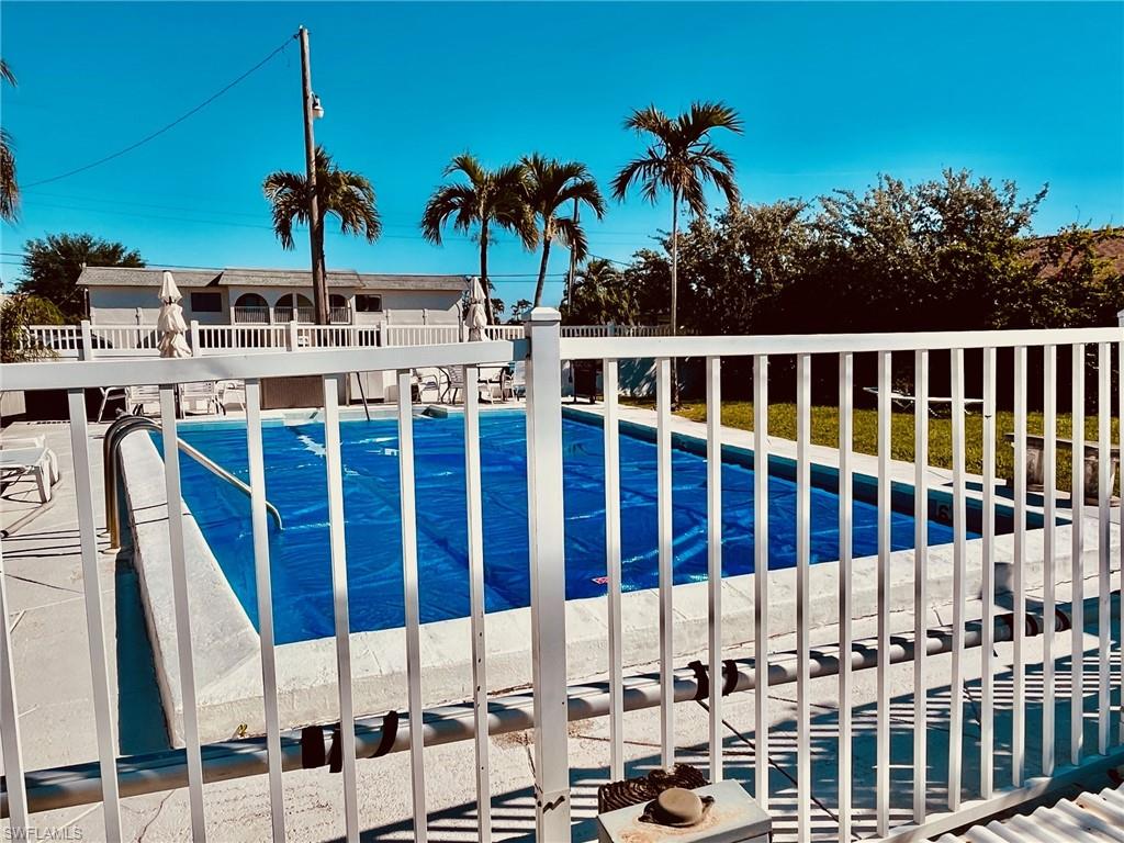 NEWPORT MANORS CONDO - Residential