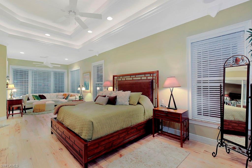 SIESTA ISLES - Residential