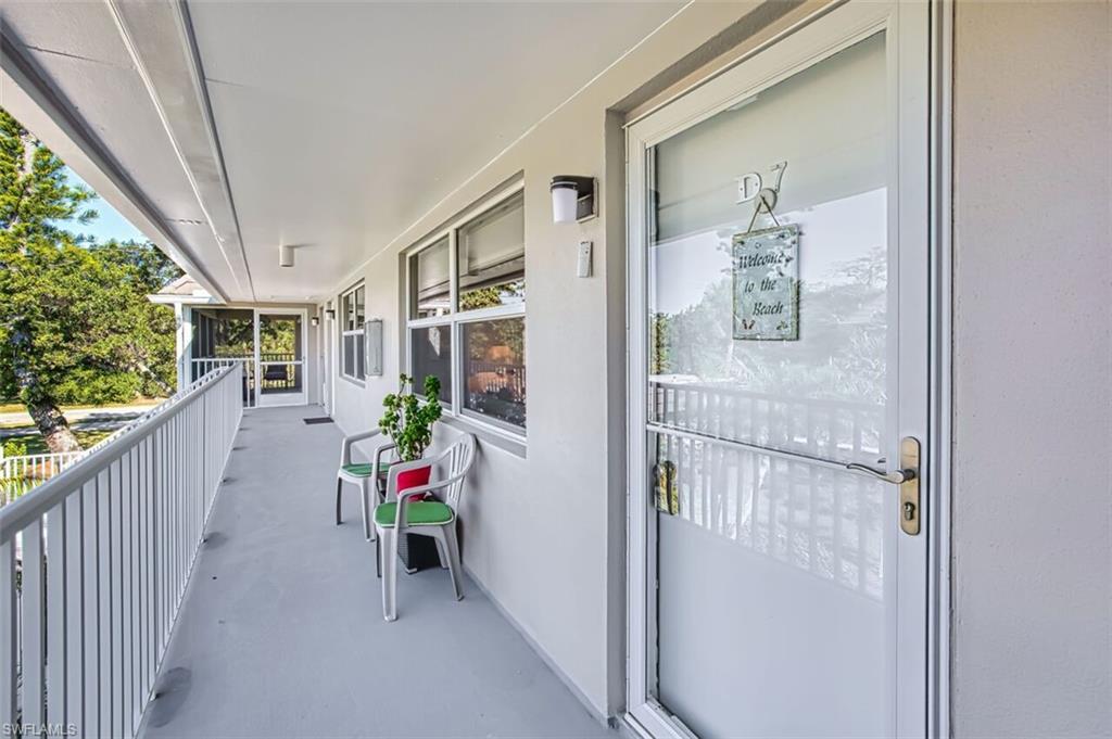 CAPTAINS WALK - Residential