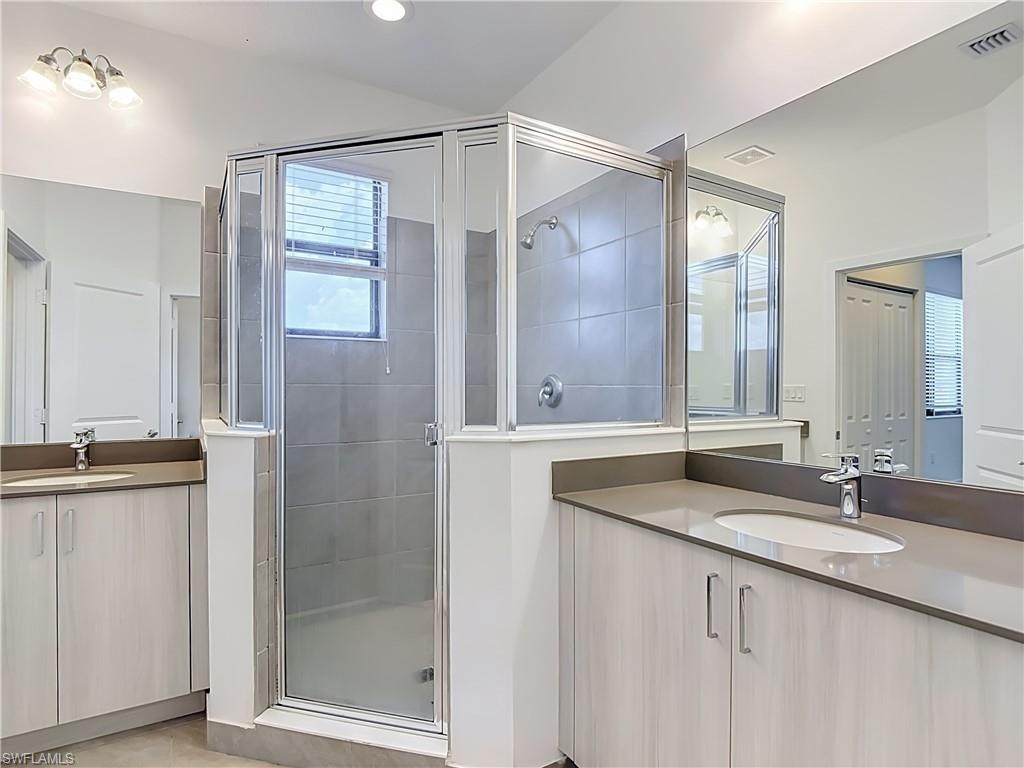 SILVERWOOD - Residential Lease