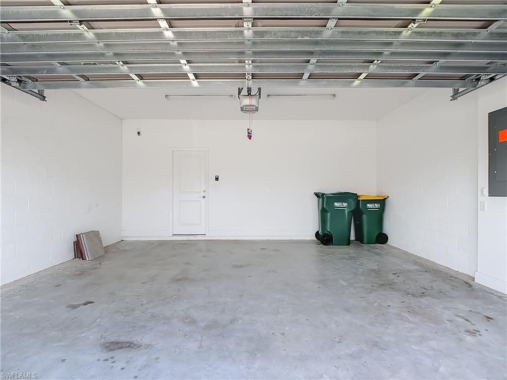 SILVERWOOD - Residential Lease