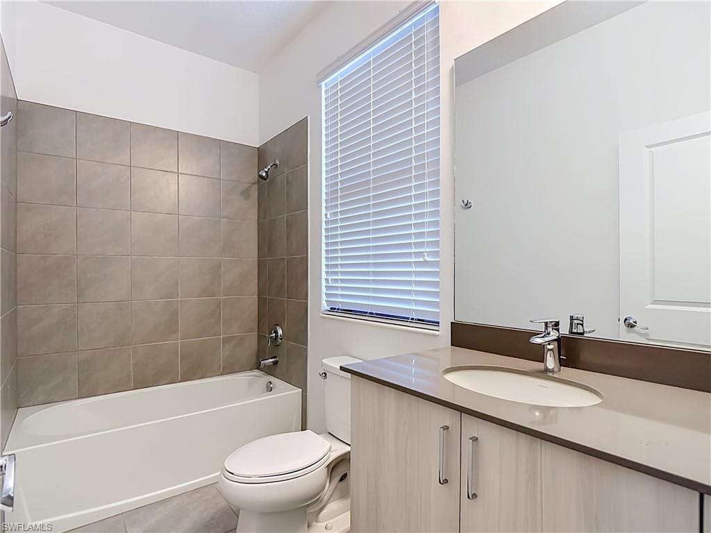 SILVERWOOD - Residential Lease