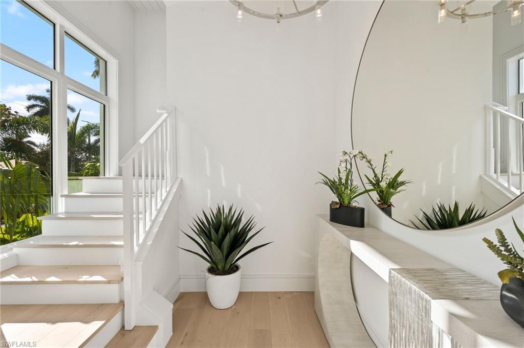 MOORINGS - Residential