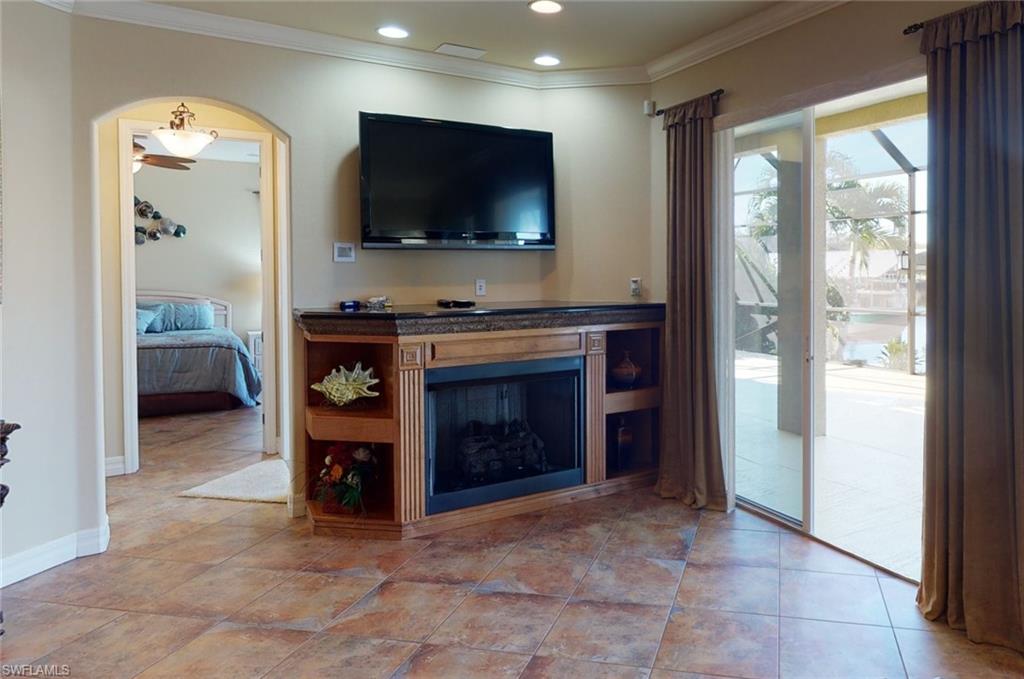 GULF COVE - Residential