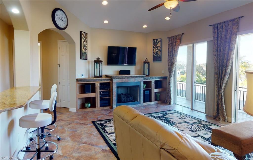 GULF COVE - Residential