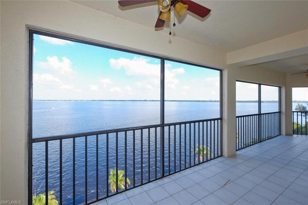 RIVERS CONDO - Residential