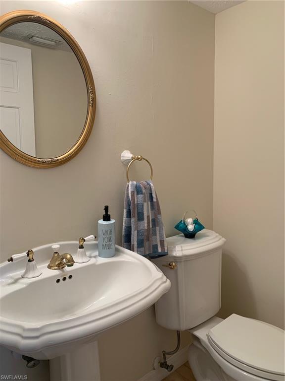 RIVERS CONDO - Residential