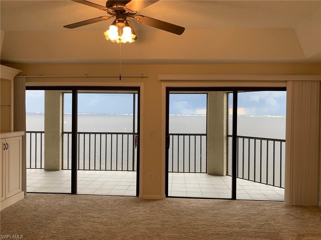 RIVERS CONDO - Residential