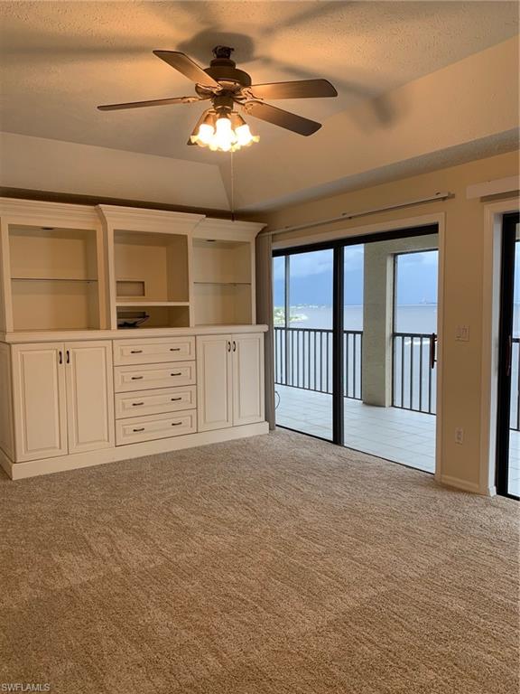 RIVERS CONDO - Residential