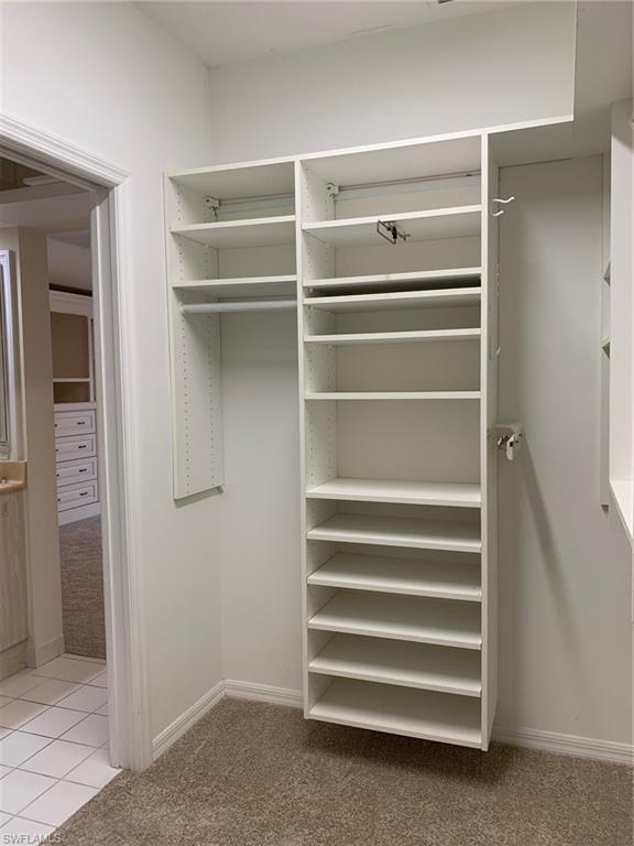 RIVERS CONDO - Residential