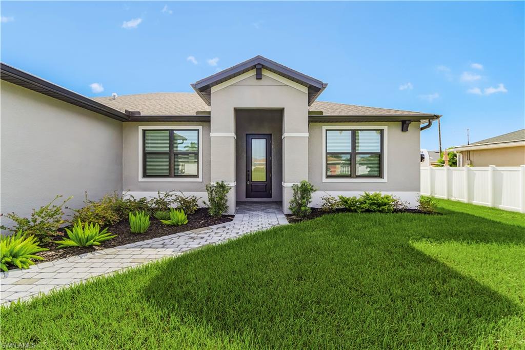 CAPE CORAL - Residential