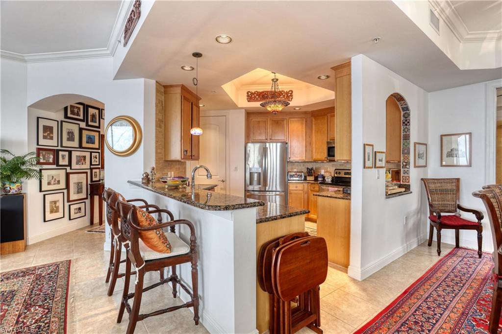 HIGH POINT PLACE - Residential