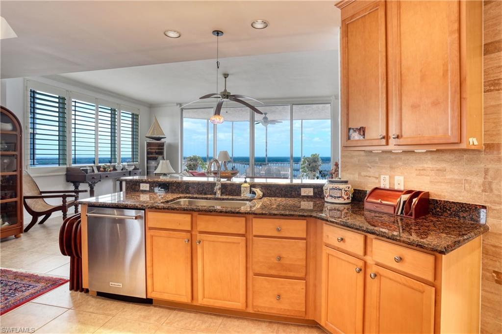 HIGH POINT PLACE - Residential