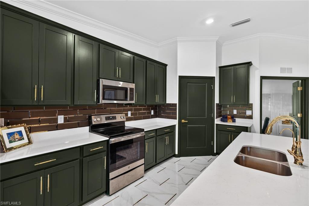 THE NATIONAL GOLF & COUNTRY CLUB AT AVE MARIA - Residential