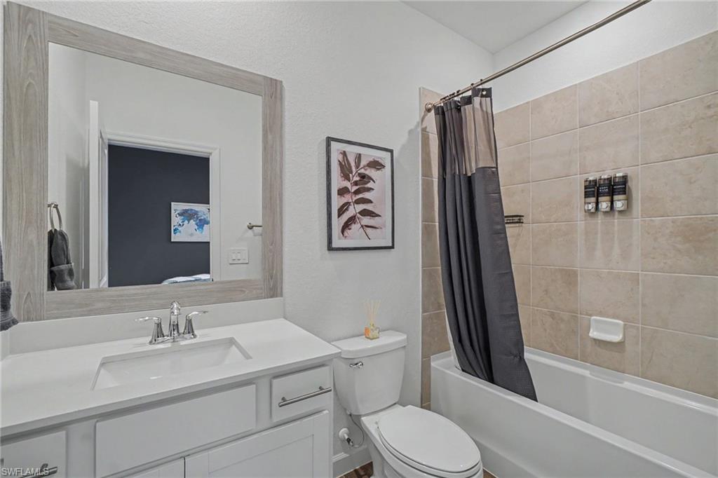 TUCKERS COVE - Residential