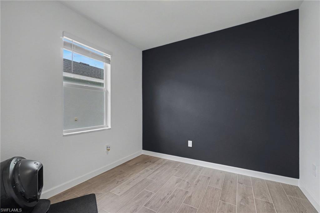 TUCKERS COVE - Residential