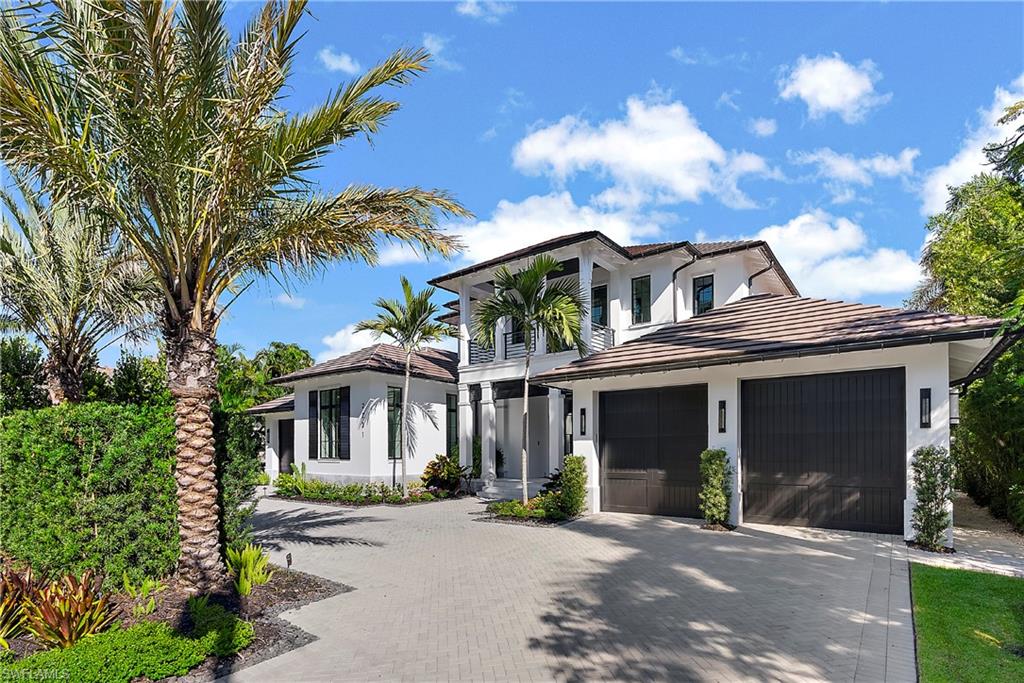 AQUALANE SHORES - Residential