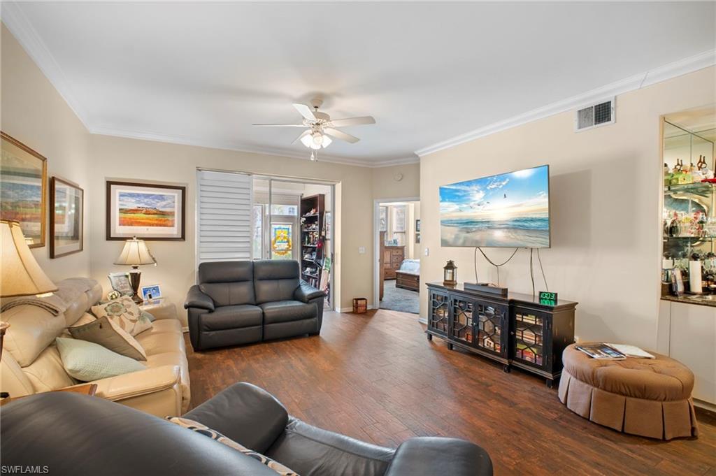 OLDE HICKORY GOLF & COUNTRY CLUB - Residential
