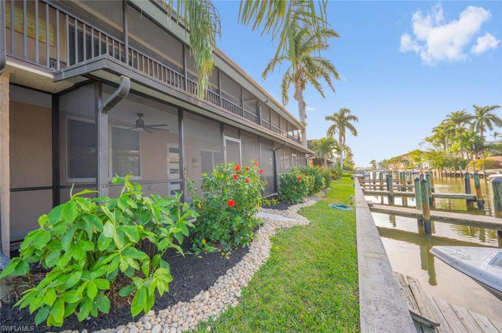 CHESAPEAKE LANDINGS - Residential