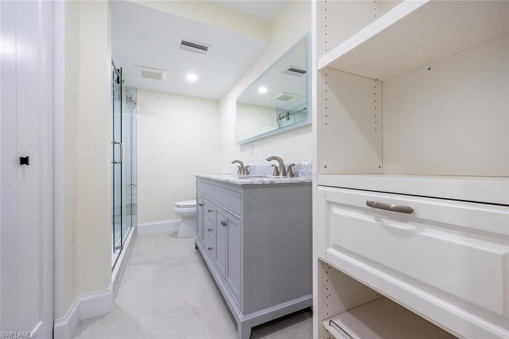 CHESAPEAKE LANDINGS - Residential
