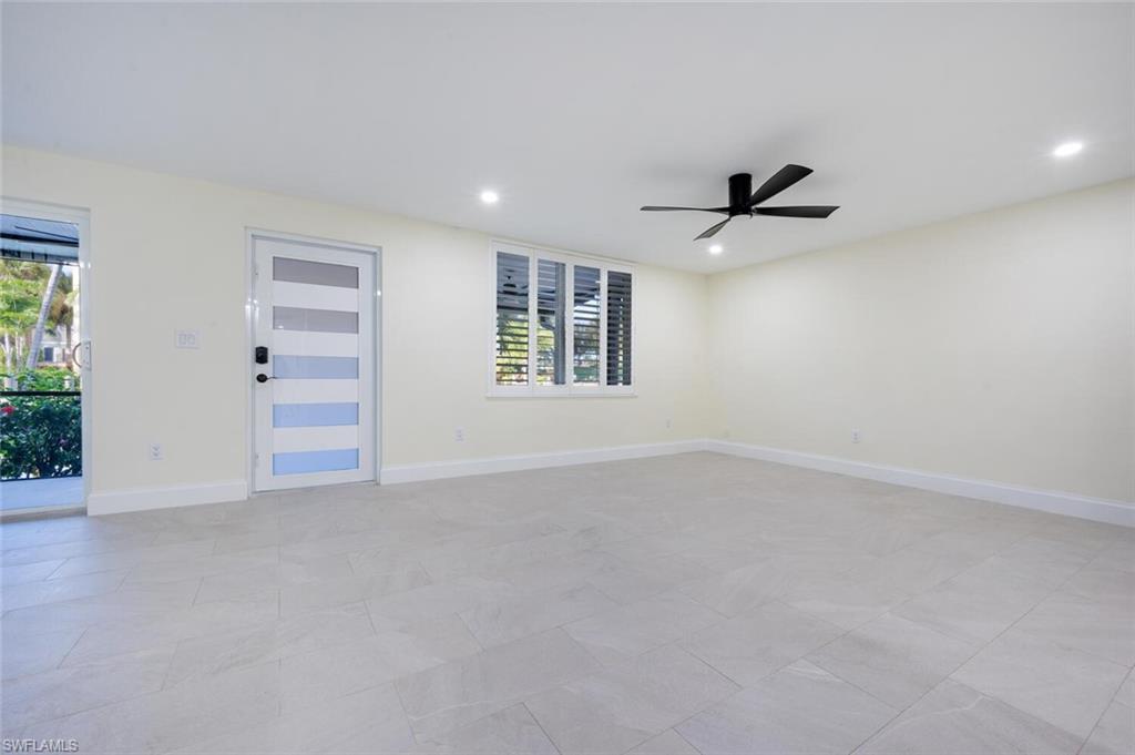 CHESAPEAKE LANDINGS - Residential