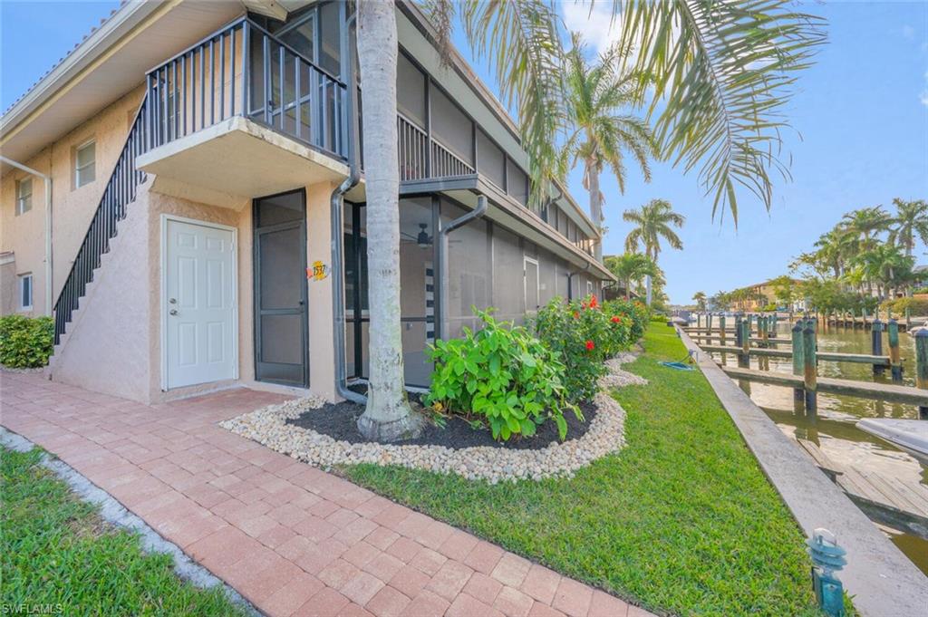 CHESAPEAKE LANDINGS - Residential