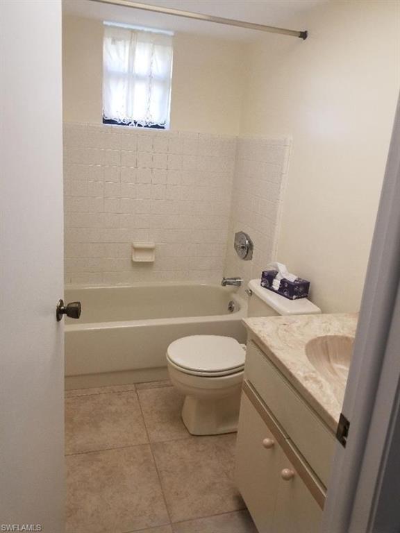 PENN ESTATE VILLAS CONDO - Residential
