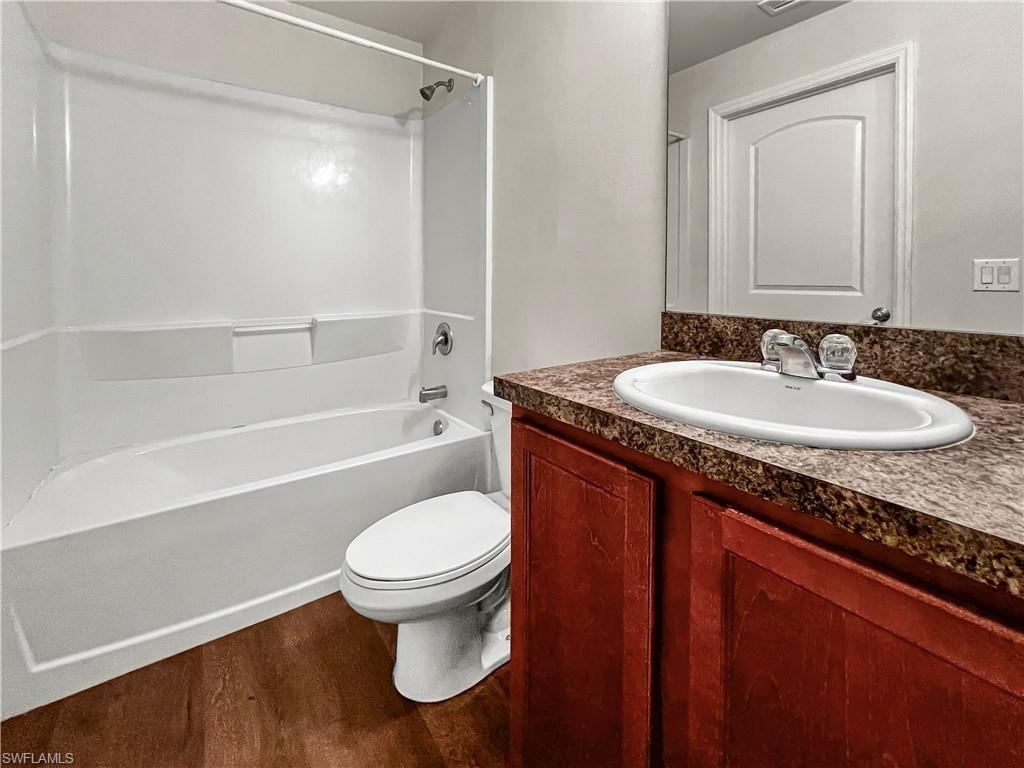 VISTANNA VILLAS - Residential Lease