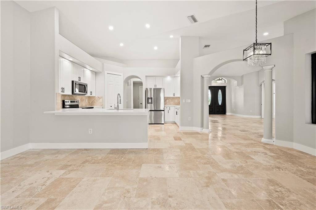 CAPE CORAL - Residential Lease