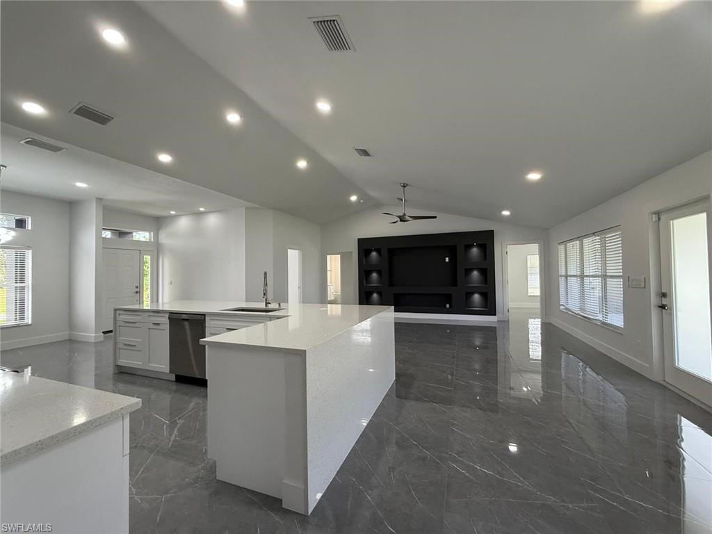 CAPE CORAL - Residential Lease