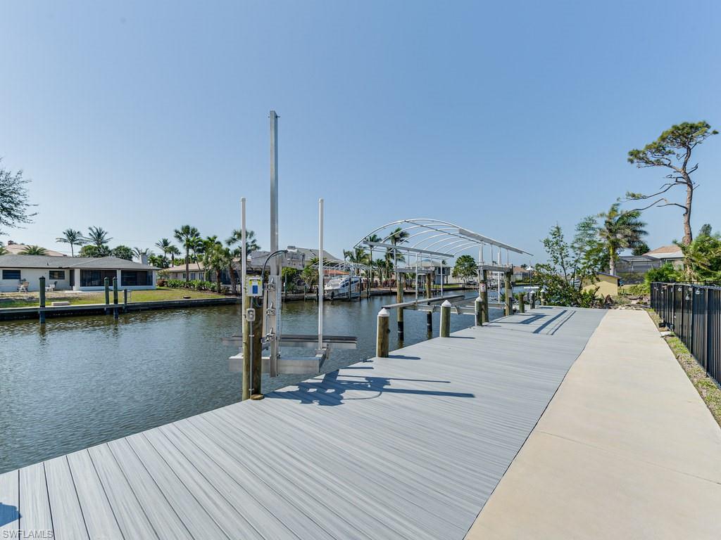 IMPERIAL SHORES - Residential
