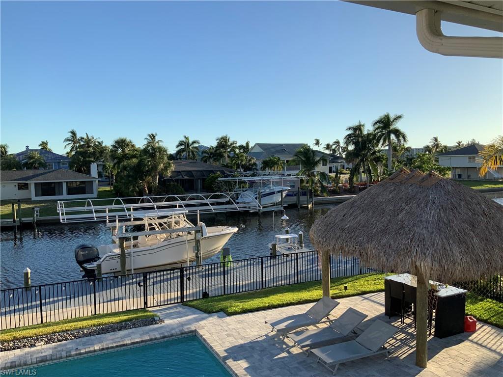 IMPERIAL SHORES - Residential