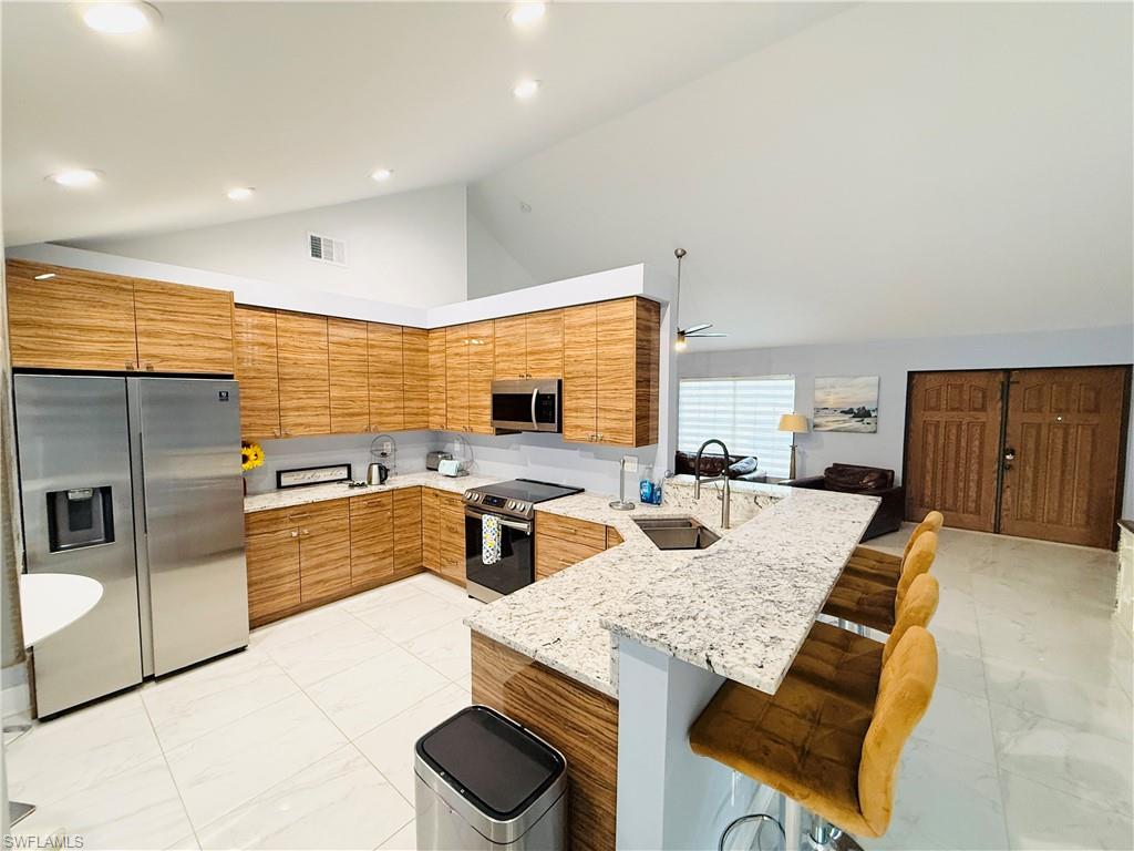 CAPE CORAL - Residential Lease
