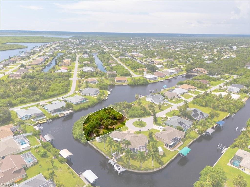 PORT CHARLOTTE - Land