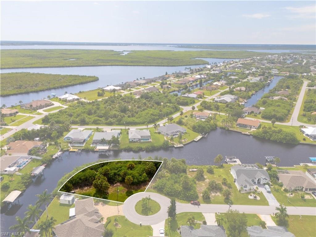 PORT CHARLOTTE - Land